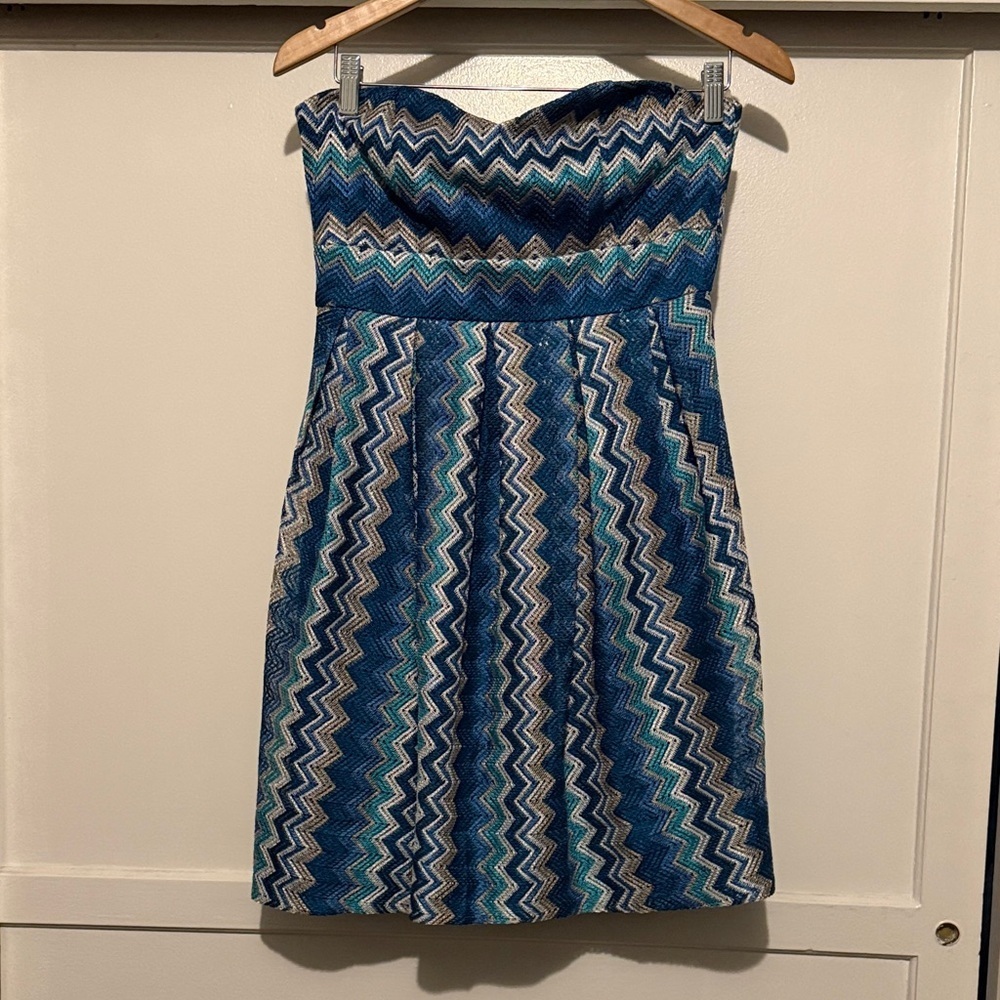 Rubber Ducky Productions, Inc. Strapless Blue Chevron Dress